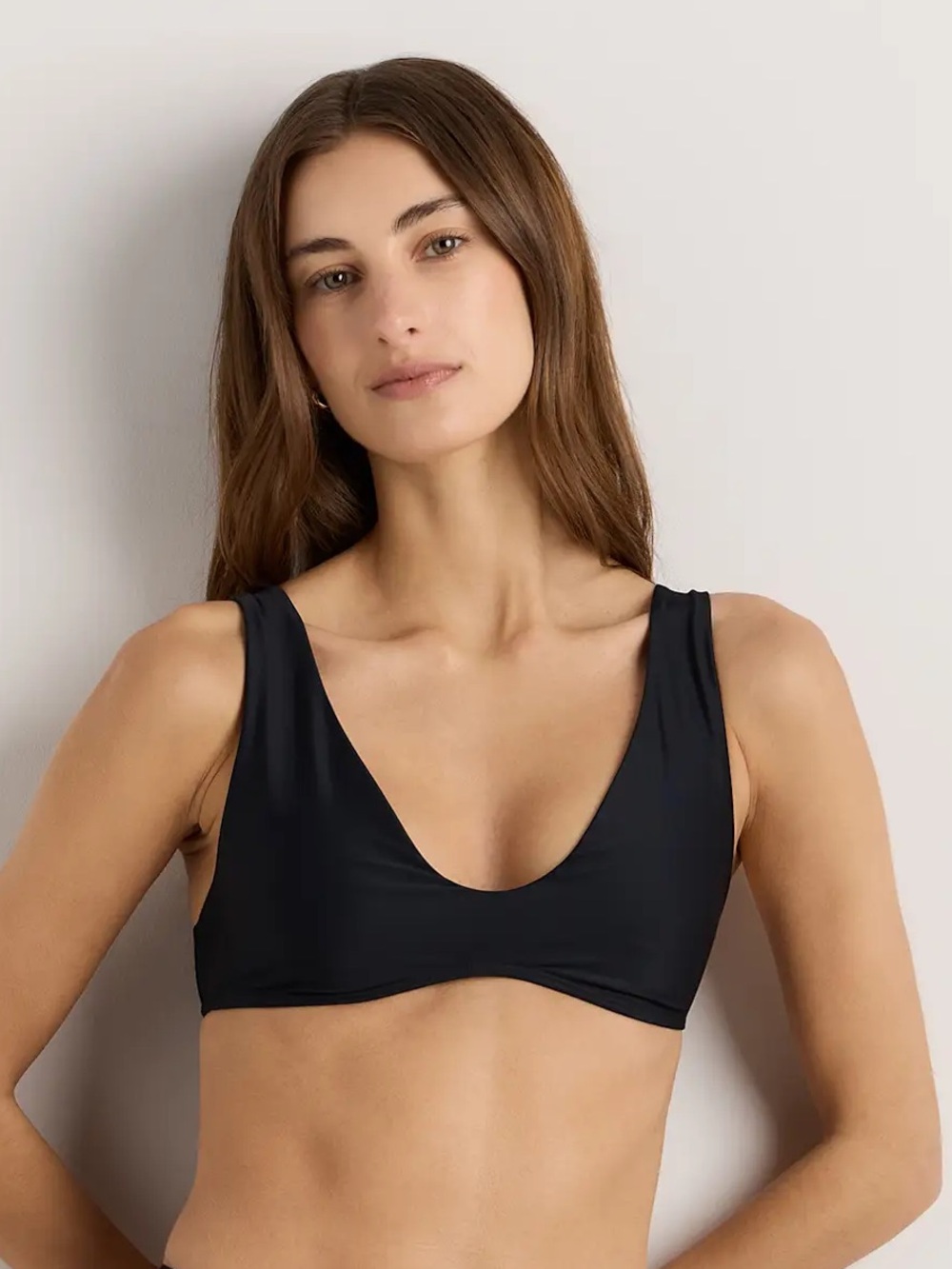 Quince Italian Plunge Bikini Top NWT